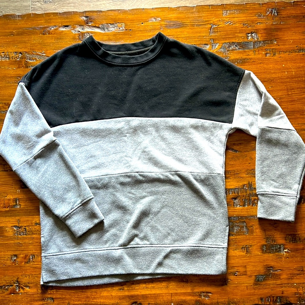 Champion Sweatshirt - black,dark/light gray.  Size Medium.
